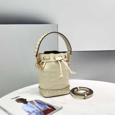 FENDI芬迪牛皮小水桶包8391