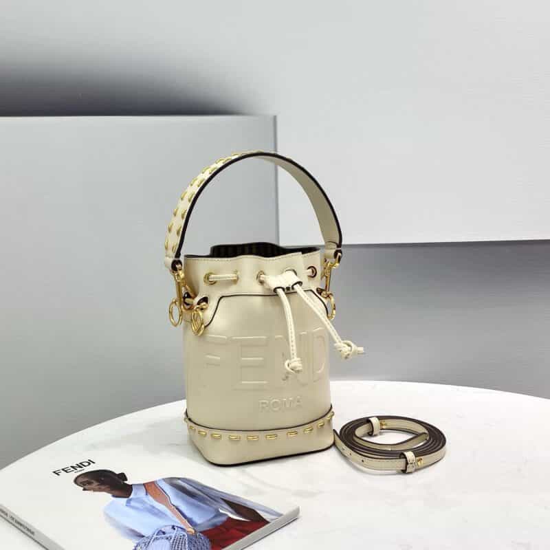 FENDI芬迪牛皮小水桶包8391