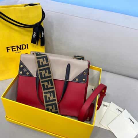 FENDI芬迪小牛皮filp bag手袋303S