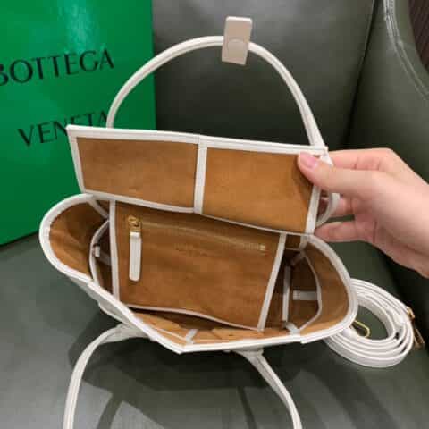 Bottega Veneta Arco29 Bag 666873油腊皮白色