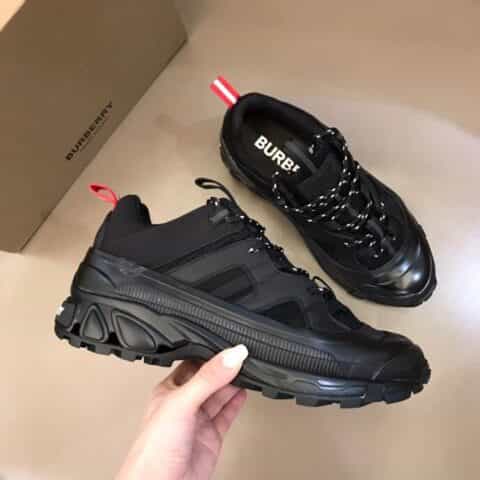BURBERRY巴宝莉   Vintage 复古格纹棉质面料与尼龙时装秀款 Union 运动鞋