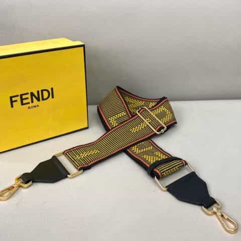 FENDI芬迪字母LOGO标志性宽版肩带908