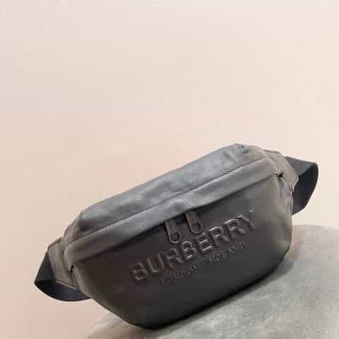 Burberry巴宝莉意大利鞣制皮革腰包