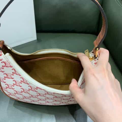 Celine思琳 Ava Bag in Triomphe Canvas 腋下包 193952红花