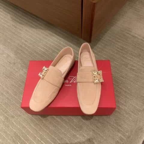 Roger vivier  钻扣与金属扣珍珠牛皮RV乐福鞋