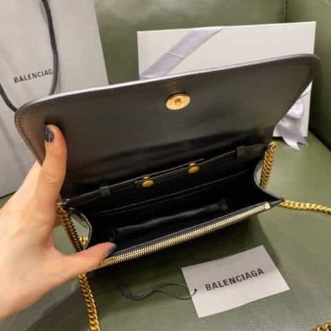 Balenciaga B wallet on chain 豆腐包 593615鳄鱼纹黑色金扣