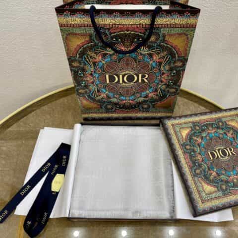 Dior迪奥经典藤格纹图案围巾04CAL140I630_C019