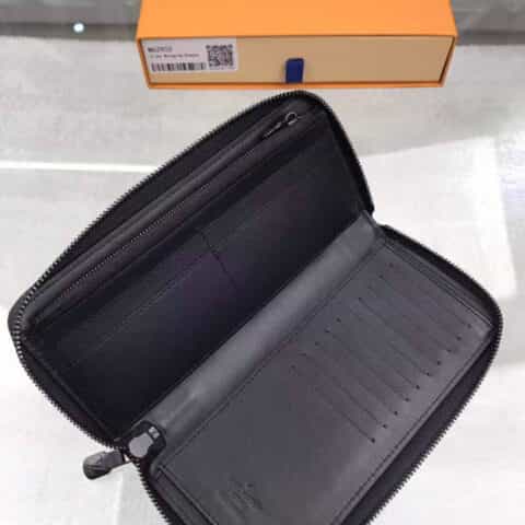Louis Vuitton LV Zippy拉链竖款钱夹 M62902