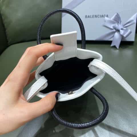 Balenciaga Shopping Bag 牛皮购物纸袋包 593826白色