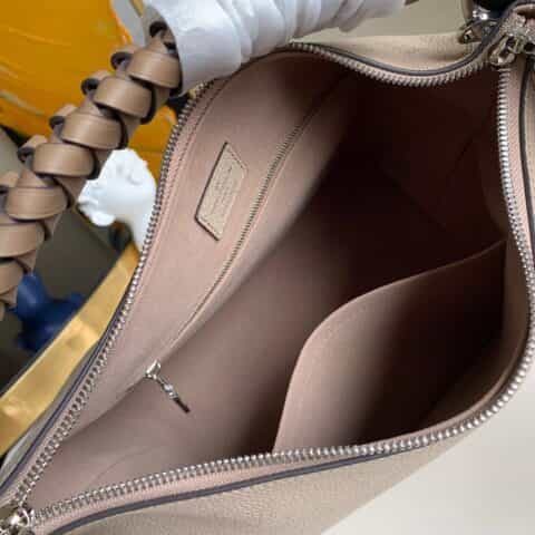 Louis Vuitton LV Beaubourg Hobo MM bag M56084象灰色