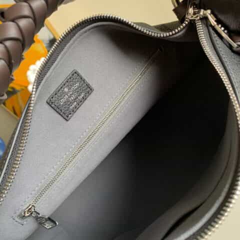 Louis Vuitton LV Beaubourg Hobo MM bag M56073黑色