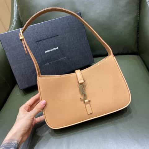 Saint laurent Ysl LE 5 À 7 流浪包腋下包 657228棕色