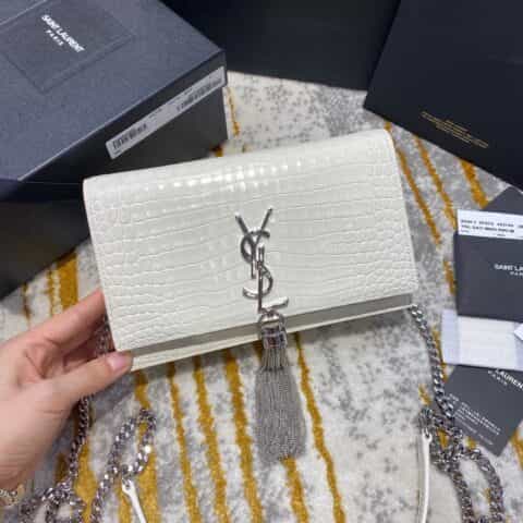 Saint laurent Ysl Kate 19 鳄鱼纹流苏链条包 452159白色银扣