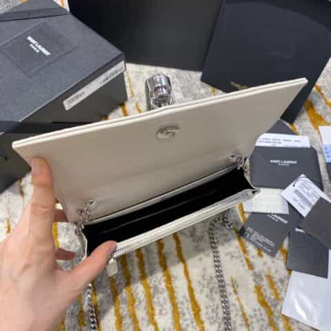 Saint laurent Ysl Kate 19 鳄鱼纹流苏链条包 452159白色银扣