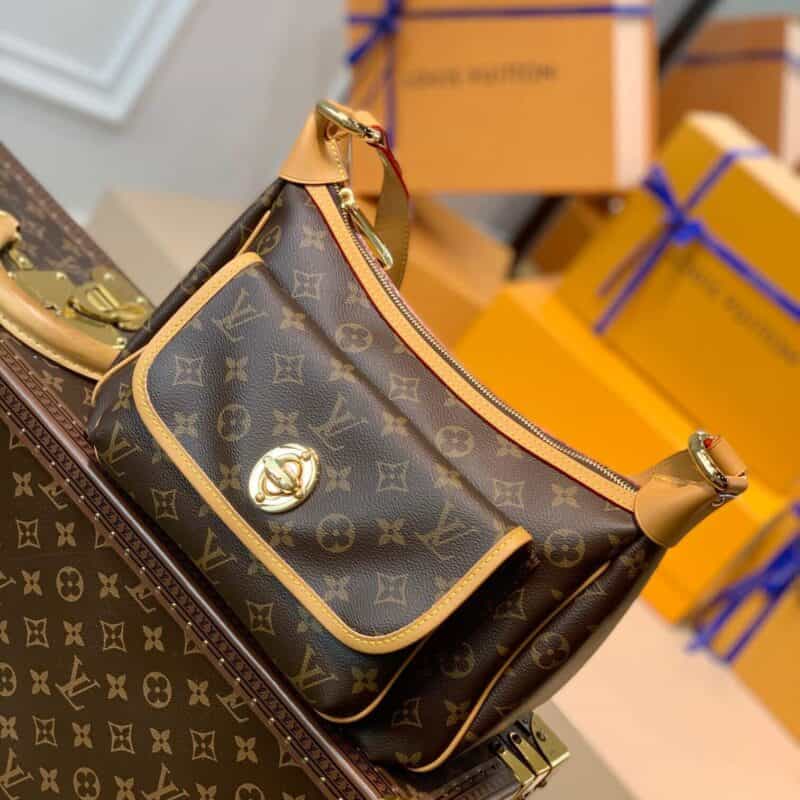 Louis Vuitton LV Tikal GM one shoulder bag M40077