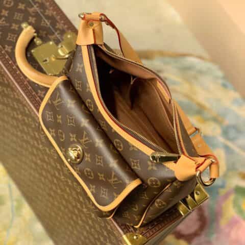 Louis Vuitton LV Tikal GM one shoulder bag M40077
