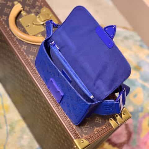 Louis Vuitton LV S Lock Sling Bag M58486