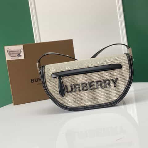 Burberry巴宝莉意大利鞣制缉明线皮革肩背包