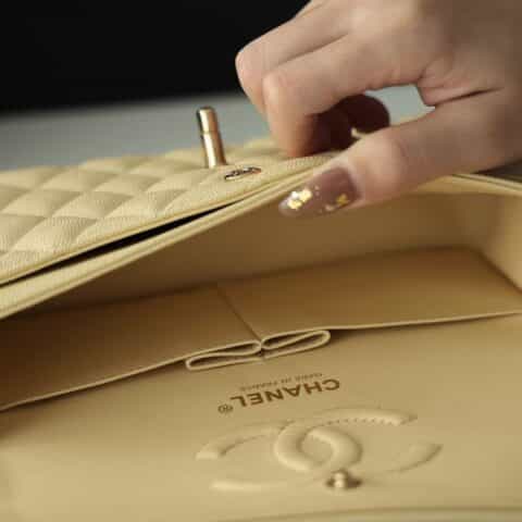 Chanel CF23 Classic flap bag A01113鸡蛋黄球纹牛皮金扣