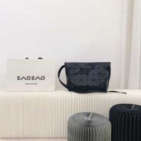 IsseyMiyake BAOBAO｜三宅一生情侣同款肩背包AG491