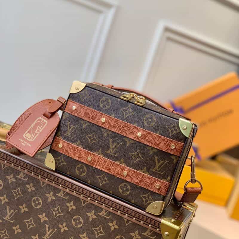Louis Vuitton LV xNBA Handle Trunk 邮差包 M45785