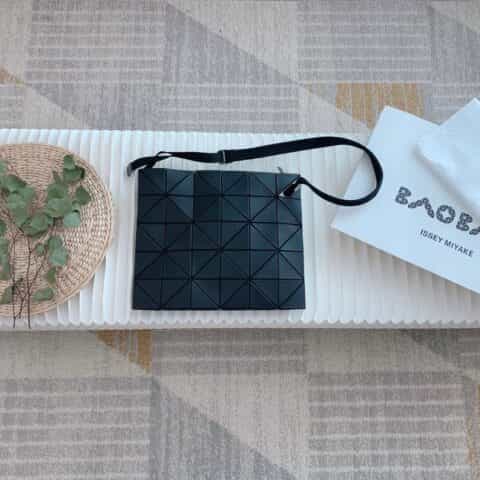 IsseyMiyake BAOBAO｜三宅一生情侣同款肩背包AG491