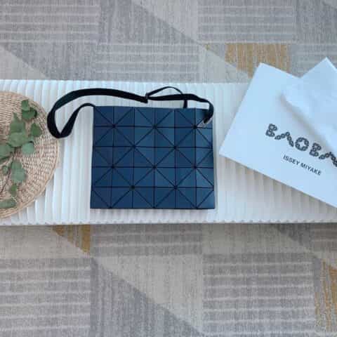 IsseyMiyake BAOBAO｜三宅一生情侣同款肩背包AG491