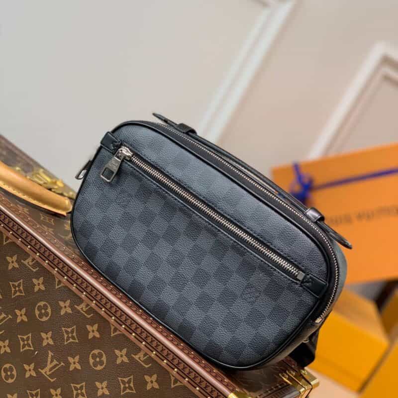 Louis Vuitton LV Ambler 腰包 N41289