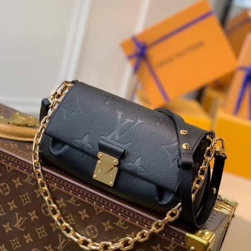 Louis Vuitton LV Favorite M45813