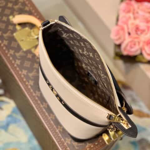 Louis Vuitton LV Cruiser水桶包 M57813