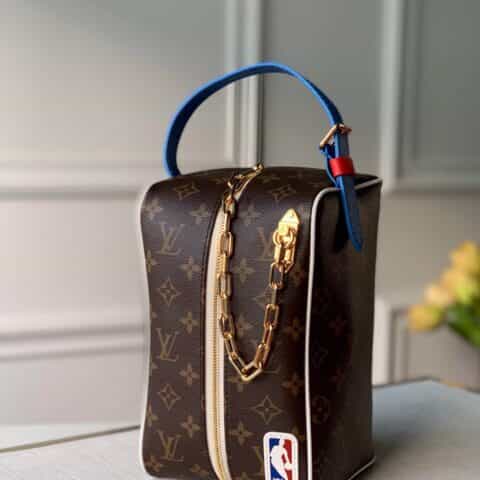 Louis Vuitton LV XNBA CLOAKROOM DOPP KIT M85149
