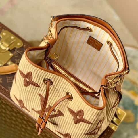 Louis Vuitton LV NéoNoé 中号水桶包 M57704