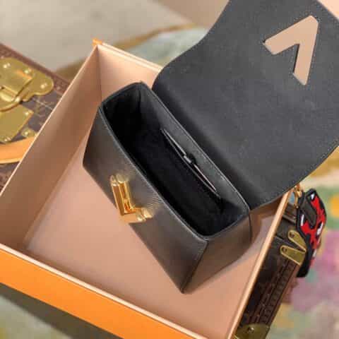Louis Vuitton LV Twist PM bag M58723
