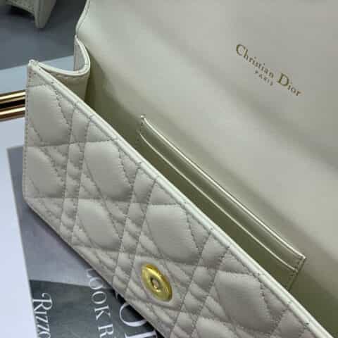 Dior Caro 腰包 S5091UWHC_M030