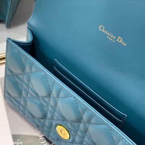 Dior Caro 腰包 S5091UWHC_M01Z