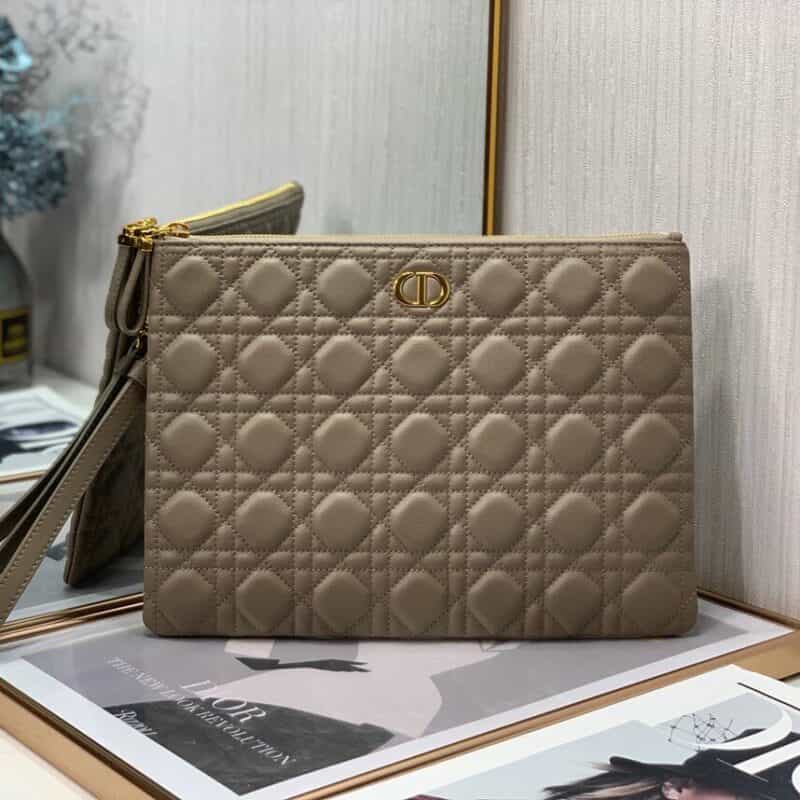 Dior Caro Daily 大号手拿包 S5086UWHC_M45M