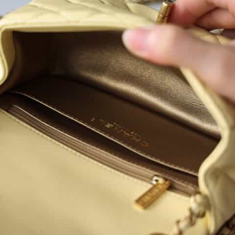 Chanel Flap Bag CF Mini羊皮方胖子金球包 AS1786鹅蛋黄