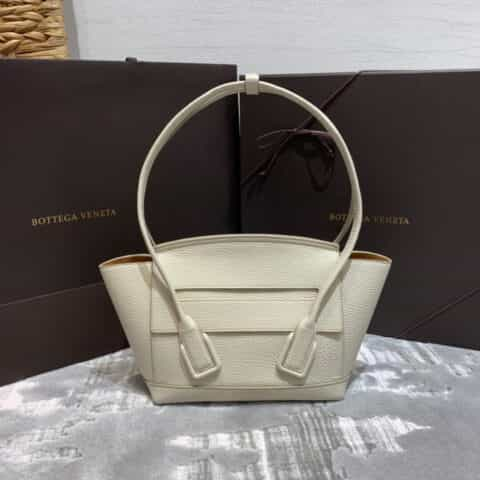 Bottega Veneta Arco 33 bag 580725掌纹白色