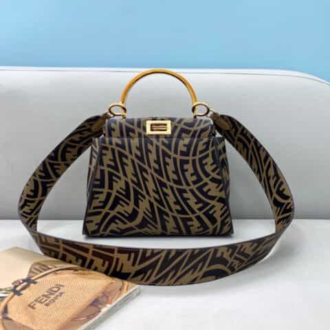 FENDI芬迪鱼眼变幻系列PEEKABOO ICONIC迷你手袋8382