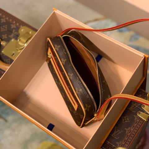Louis Vuitton LV 中古小肩包 M51183