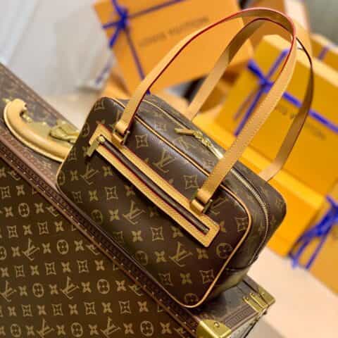 Louis Vuitton LV 老花中古盒子包小挎包腋下包 M51182