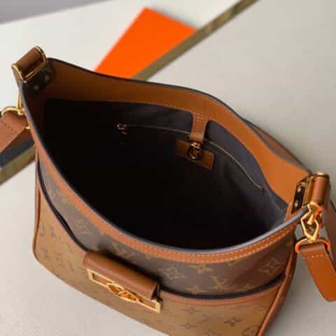 Louis Vuitton LV Hobo Dauphine PM M45194