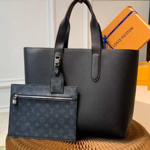 Louis Vuitton LV Cabas Voyage bag M52817