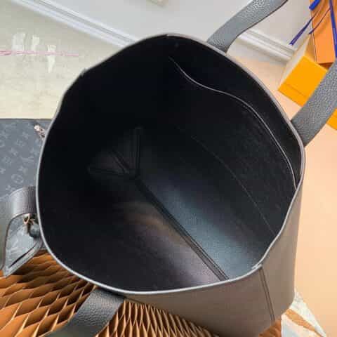 Louis Vuitton LV Cabas Voyage bag M52817