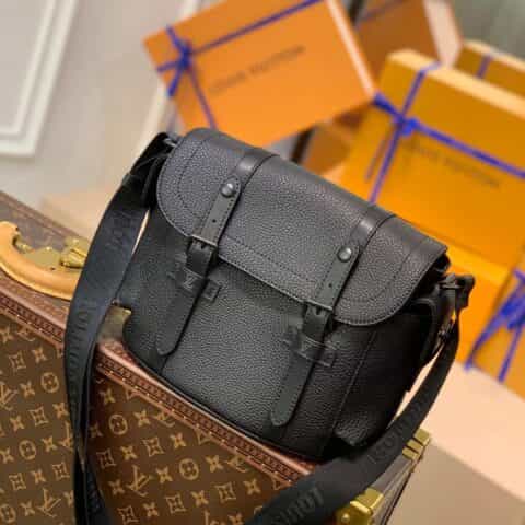 Louis Vuitton LV Christopher 邮差包 M58476