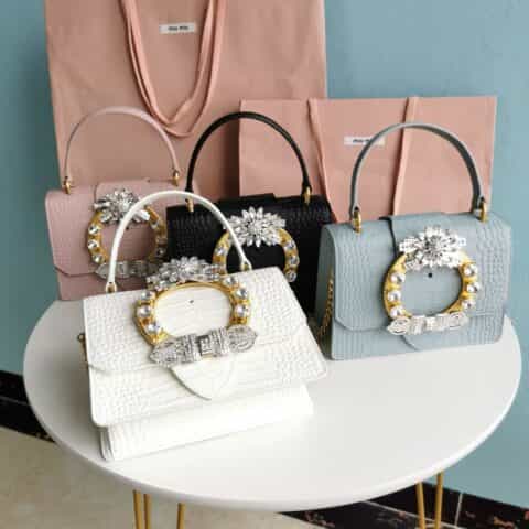 MIUMIU缪缪小牛皮鳄鱼纹Lady手袋5BA196