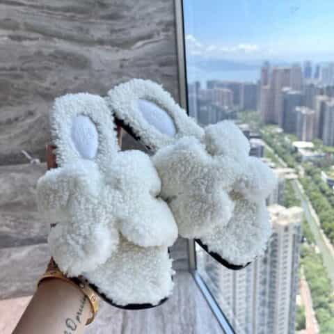 Hermes爱马仕  独家订制进口羊羔毛新款泰迪毛毛拖鞋