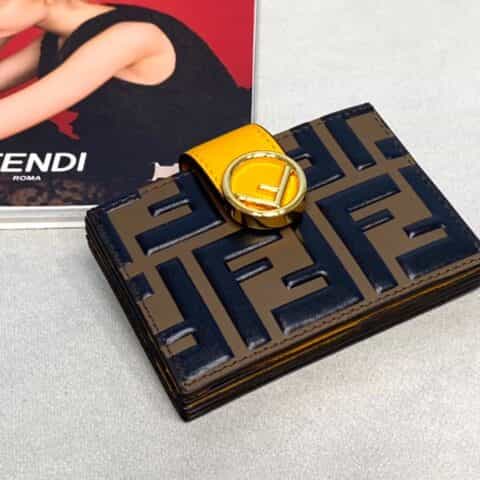 FENDI芬迪标志F造型老花风琴卡包0260