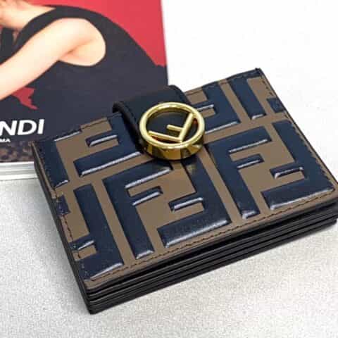 FENDI芬迪标志F造型老花风琴卡包0260