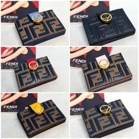 FENDI芬迪标志F造型老花风琴卡包0260